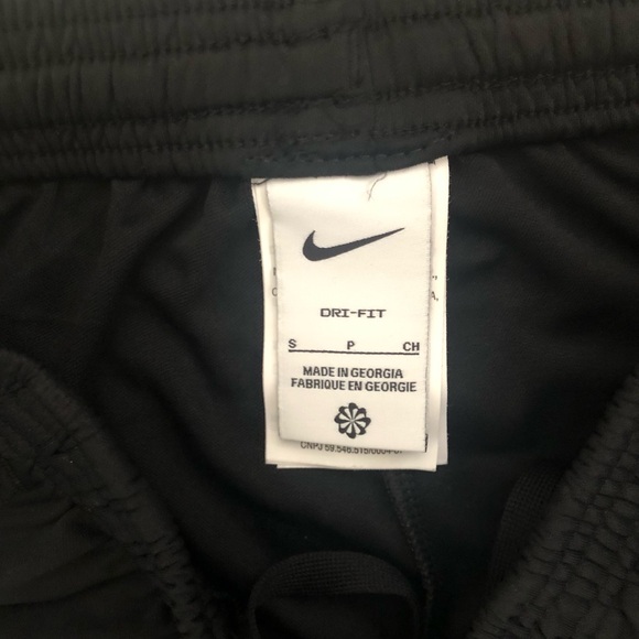Nike pants - Picture 3 of 3